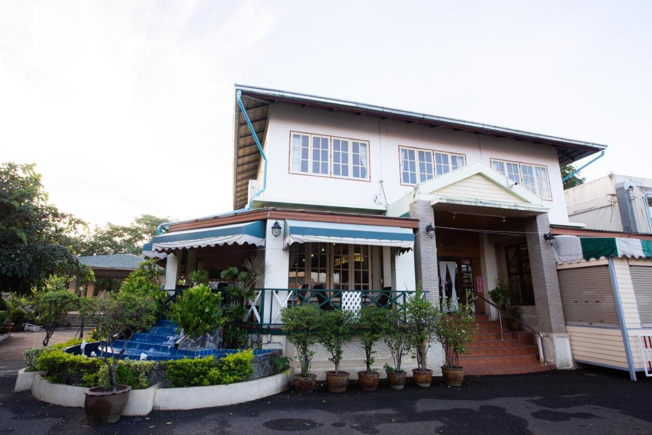 Surin Majestic Hotel 외부 사진